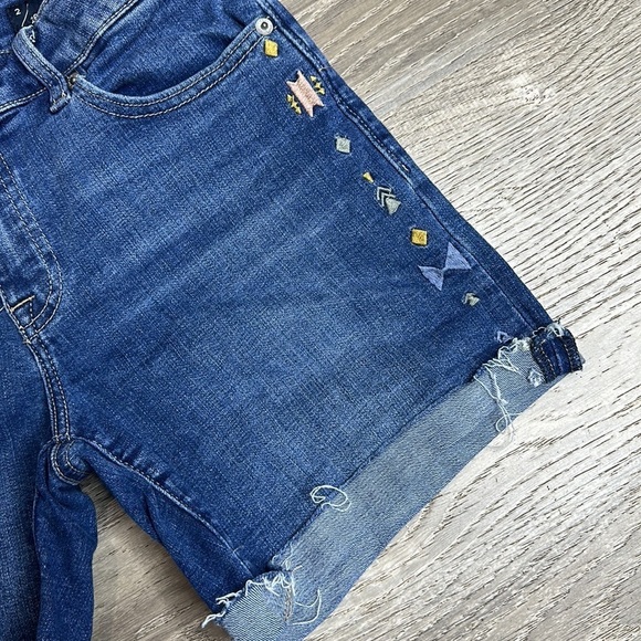 Lucky Brand Women’s The Roll Up Mid-Rise Blue Denim Shorts Size 2/26 - Picture 5 of 11